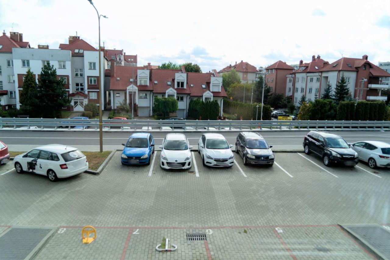 Capital Towers - Apartament Green Z Widokiem Na Rzeke Rzeszów Eksteriør bilde