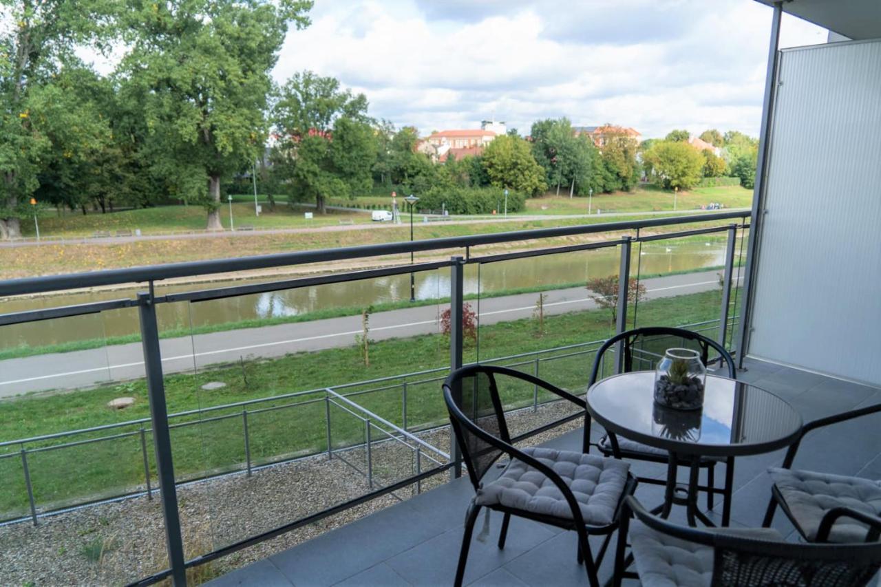Capital Towers - Apartament Green Z Widokiem Na Rzeke Rzeszów Eksteriør bilde